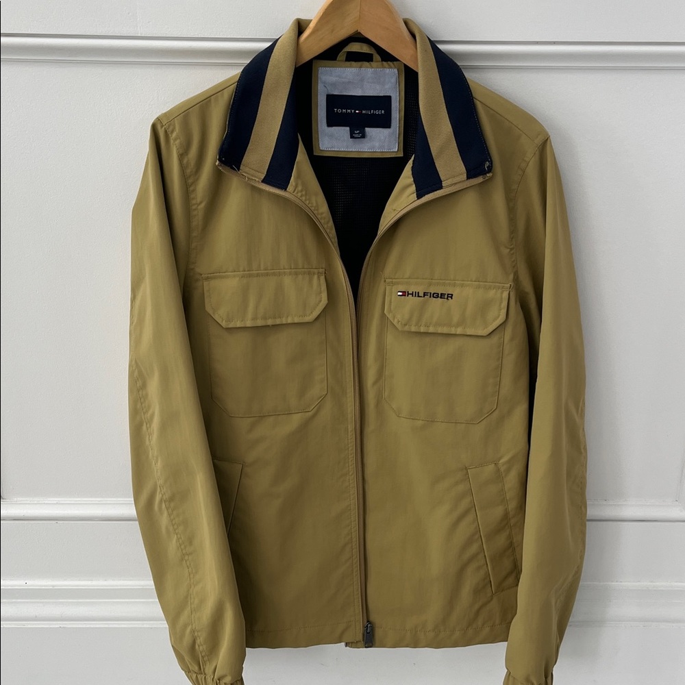 Tommy Hilfiger Men's Khaki Jacket with Navy Accents